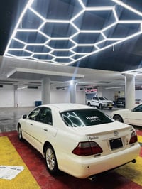 شاهین 2006 • زینون • خدمة كاملة