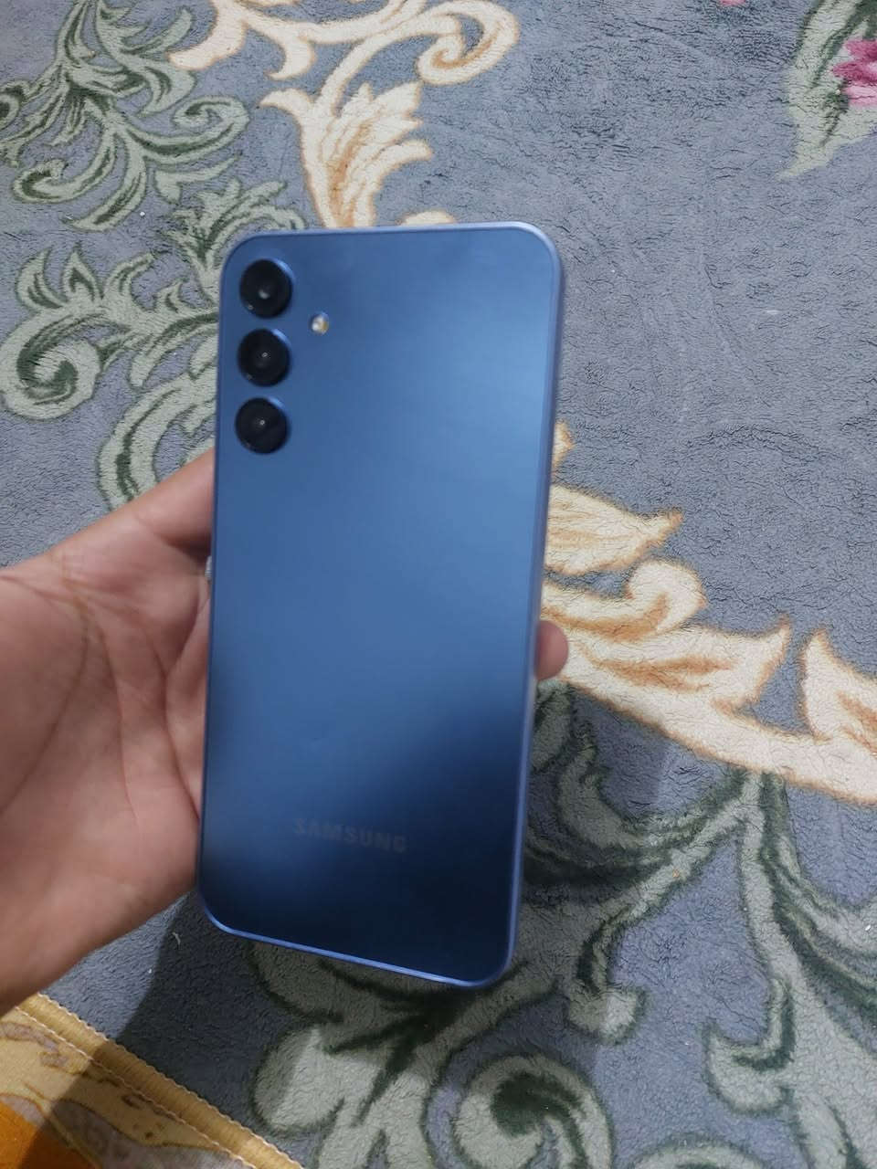 للبيع سامسونج A15 جهاز نضيف شوفت عينك ذاكره 128 اليريده يراسلني او يتصل كربلاء ***********
