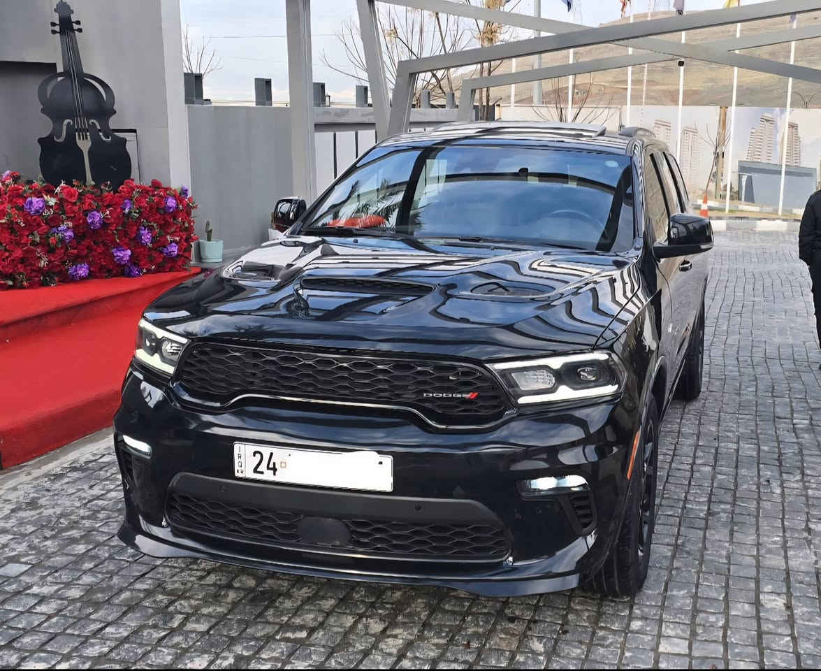 دورنكو 2023 RT PLUS ارتي بلص
فوول مواصفات أعلى فئة 
محرك V8 5.7L 
قطعتين تبديل شركة وقطعة صبغ

سلايت 
رادار امامي ( تثبيت مسار مع مانع تصادم )
رادار جانبي ( نقطة عمياء )
اشارة ليد LED
حساسات أمامية وخلفية مع مانع تصادم 
كشنات جلد تدفئة وتبريد 
كشن وستيرن خزن ميموري 
مرايات قلابة مع البك 
ستيرن تدفئة وتحكم كهربائي 
ماسحات اوتو مع المطر 
شفتات 
صندوق كهربائي 
شاشة كبيرة ابل كار بلي واندرويد اوتو وناڤيكيشن 
تشغيل عن بعد 
وضعيات قيادة 

رقم دهوك بأسمي 
رقم وهزة وسنوية كامل جديد 2032

السعر  : 310 وبيها مجال 
المكان : دهوك 
***********
***********
اتصال أو واتساب
