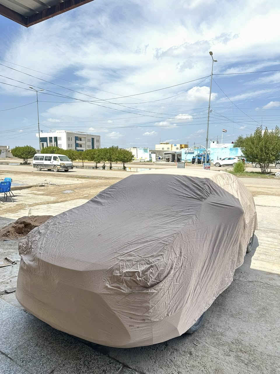 جادر كورلا تفصال شغل درجه اولى مستعمل مره او مرتين جديد وكبات بلاديه للبيع ثنينهن ب ١٠٠ وبيهن مجال *********** الي يريد بس الجادر او بس الكبات هم سهله
