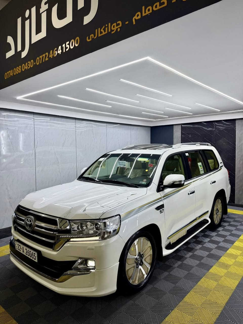 تيوتا لاندكروز 2016 ( لكزس V.X.S )
‎اللَّهُمَّ صَلِّ عَلَى مُحَمَّدٍ وَعَلَى آلِ مُحَمَّدٍ

لاندكروزر 2016  VXS

‎ملاحظە : الاخوان رجائن بس بیع نقد بدون مراوس📌

أخت زيرو بل كارتون 📦📦

زيرو شريكة ساز 

جكات

محرك 8 (5.700) ليكزز

مواصفات ليگزز

‏‎ماشييه 73 كم حقيقي

‏‎لاندكروز VX.S 

‏‎موديل.موديل 2016

‏‎فول مواصفات 1/1

‏‎السيارة مواصفات اللكزس 

‏‎1-جوبلس تصعد وتنزل 

‏‎2-  كامرات 5

‏‎3- تدفئة وتبريد كشنات 

‏‎4- كشن سايق خزن ميموري 3 وضعيات 

‏‎5-شاحن لاسلكي 

‏‎6- نضام ترحيب عند الاقتراب 

‏‎7- دبل ماوس 

‏‎8- شاشة تحكم لكزس 

‏‎9- شاشات عدد 3 

‏‎10-تشغيل عن بعد 

‏‎11- كراسي كهرباء 

‏‎12- مكينة V8 /5.7

‏‎13-زراك لايت 

‏‎14- 5 بصمة ابواب 

‏‎15- سيستم صوت لكزس 

‏‎16- رادرات امامي + جانبي 

‏‎17- ستيرن صاج 

‏‎18- 8 ايرباك

‏‎19- فور ويل 

‏‎20- حساسات امامي خلفي 

‏‎ماشي 73,000 كم

‏‎22- نضام ايكو تقليل صرفية 

‏‎23-ثلاجة 

‏‎مواصفات VX.S معروفة ما يحتاج اذكر لبقية 

ا‎مكفولة كفالة عامة من الدعامية إلى الدعامية 

ا‎بدون بارد بدون صبخ ،بدون رصعات ،بدون حتا شخط

ا‎،رمل مابي ،حتا لحية بدون صبخ بقية كلها بشرط

محرك كير بشرط مامفتوح

سيارة حيل نظيفة كلشي عل بلاد لوك

سنوية زنكة كلشي جديد مدفوع لـ2029

باسمي السنوية بشرط تحويل و خرامة 

سيارة مابيـها دينار مصرف كامل من كل نواحي

سعر 538$

رقم صاحب سيارة ***********
