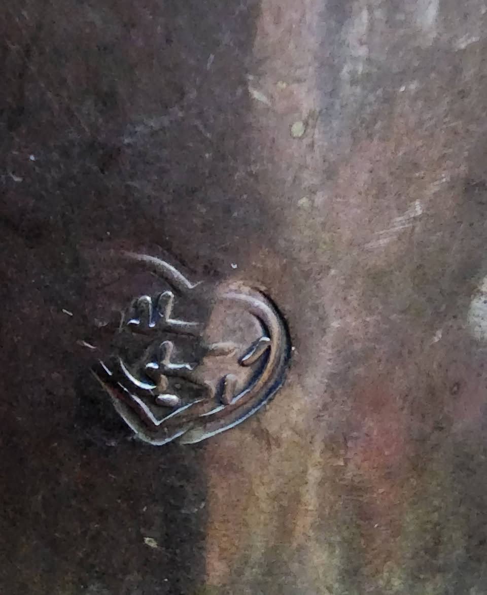 السلام عليكم
گمگم عدد 2 نحاس قديم مختوم رسلان اصلي نظافه تامه تفاصيل اكثر والسعر ع الخاص مكاني بغداد


**إذا كنت صاحب هذا الإعلان وتريد حذفه لأي سبب، رجاءا أرسل رسالة إلى الدعم الفني**