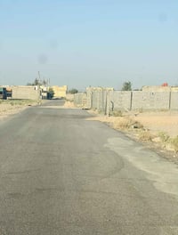 قطعه سكنية للبيع 🏠 المساحه 400 متر  سعر ( 10 ملاين ) اذا تاخذ 200 متر ...