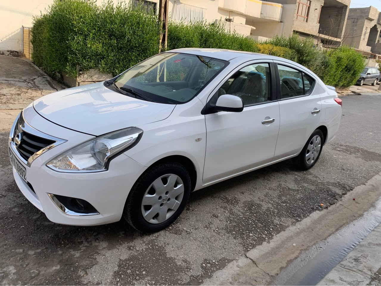 نیسان لاكیشمی بای مۆدێل ٢٠٢٣ یه‌ده‌نیكل ده‌بل گێچ سه‌یاره‌كه‌ زۆر جوانو خاوێنه‌ بێ مه‌سره‌فه‌ سێ پارچه‌ی به‌خه‌ بێ ژۆرێ سه‌نه‌وی تا ٢٠٣٠ كه‌م رۆیشتیه‌ *********** أربيل, العراق
