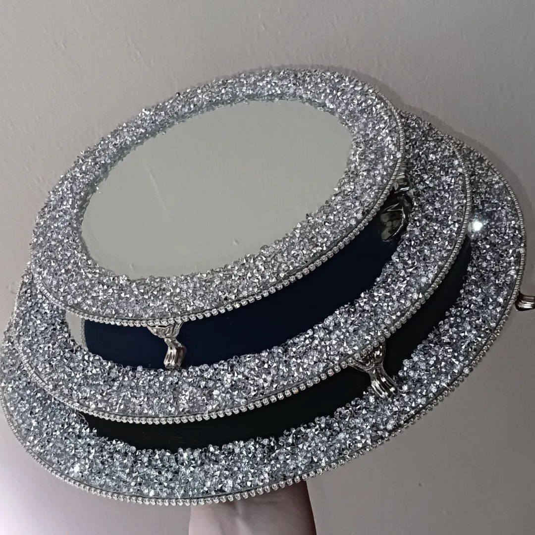 صينة عطور مناسبات وتصير الأي شي باشكال مختلفة وحلوة بس يمنة 🫶🥹✨


**إذا كنت صاحب هذا الإعلان وتريد حذفه لأي سبب، رجاءا أرسل رسالة إلى الدعم الفني**