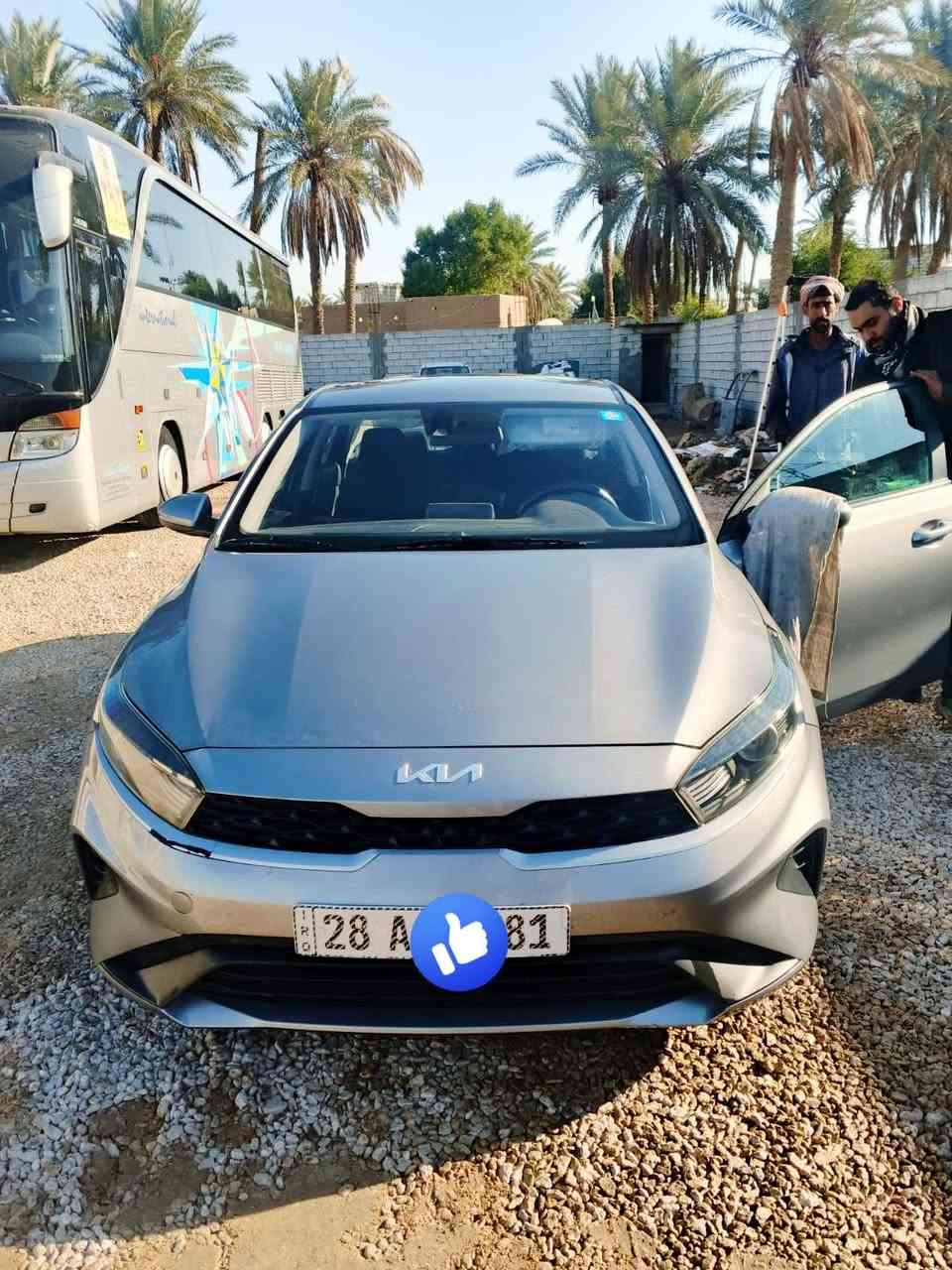 السلام عليكم
فورت وارد امريكي حادثه ربع البنيد سياره حره بأسمي مكانه نجف مامتواجد عالفيس 
رقم راعي السياره ***********
