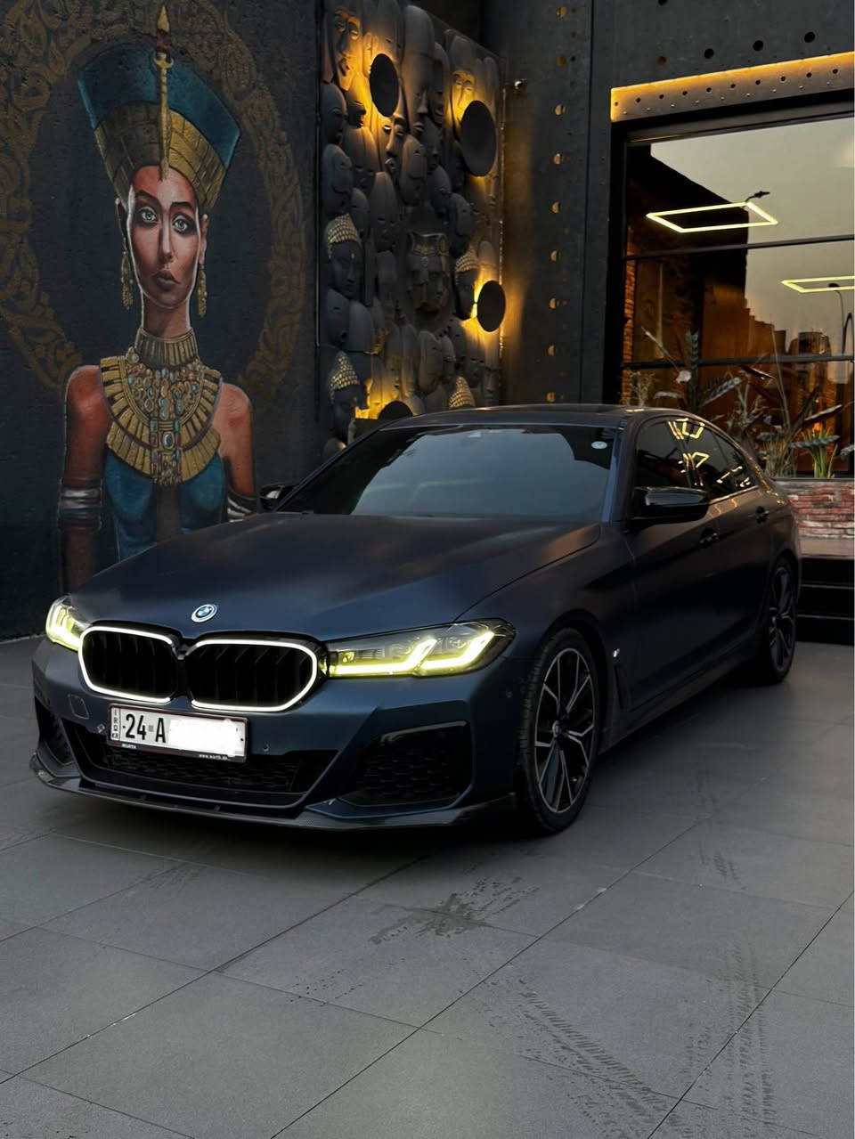 السلام عليكم جمعة مباركة  2022 bmw 530i mpackage بلادي لون ازرق عليها تغليف بيبي اف مات وكتاب تضليل بلسنوية 
مواصفات الام المعروفه السيارة ماشيه 55ميل حادثها جاملغ وبنيد خفيف بدون دواخل كفالة 
مكان السيارة السيدية  للتواصل واتساب 

***********
السيارة سعرها 34 بغداد, العراق
