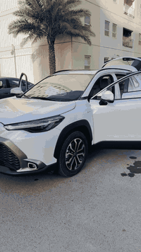 فوووول مواصفات كورولا فرونتلاندر s اعلى مواصفات 

اربع كاميرات داش كام تسجيل ☑️

 

🚘 متوفر لدينا الآن بأعلى المواصفات:

✅ النوع: فرونت لاندر فئة s سبورت 🔥

✅ الموديل: 2025🔥

✅ المحرك: 2000 هايبرد

✅ المواصفات: فل مواصفات – أعلى فئة – إصدار حديث

✨ أبرز المزايا والمواصفات ✨

🔥 تصميم رياضي فاخر مع تفاصيل مميزة:

✔ مقعد كهربائي أصلي

✔ كشنات جلد أصلي صحراوي اسود  

✔ ويل كب كروم أسود

🔥 تكنولوجيا متقدمة لراحة وسهولة القيادة:

✔ شاشة كبيرة مع كاميرا 360 درجة - تبريد 2 قطعة

✔ بصمة دخول وتشغيل 

✔ رادار – تحديد مسار – قيادة ذاتية - 

✔ هاند بريك كهربائي – أوتو هولد – مانع انزلاق

✔ درايف مود – بور مود

🔥 إضاءة وإضافات مميزة:

✔ فتحة سقف سلايد- سبويلر قمارة بلادي

✔ لايت زينون 5 عدسات + كشاف زنون 

✔ بك لايت LED

✔ شباك أمامي خلية

✔ إنارة داخلية زينون

✔ لايت أوتوماتيك

✔️ صندوك كهرباء 

✔️
السيارة بحالة الوكالة - (مواصفات وإضافات مميزة):
• المسافة المقطوعة: 5,000 كم فقط 
• التغليف والداخلية:
• الأرضية: مغلفة بالجلد بالكامل للحماية والنظافة.
• المقود (الستيرن): جلد أصلي لملمس فخم.
• الأبواب: تغليف نايلون حمايه للأبواب (شغل وكالة/حقيقي).
• الدشبول: فرشة "فرو" نوعية فاخرة لحماية الطبلون من الشمس.
• الحماية والعزل:
• عزل حراري: تظليل الزجاج (الجام) بعازل حراري "أبيض شفاف" يحجب الحرارة ويحافظ على الرؤية.
• حماية الشاشة: درع واقي (ستيكر) لحماية شاشة السيارة من الخدوش والبصمات.
• الإضافات: قاعدة (حامل) موبايل أصلية ومثبتة.
• ⁠رقم صاحب سياره ***********
