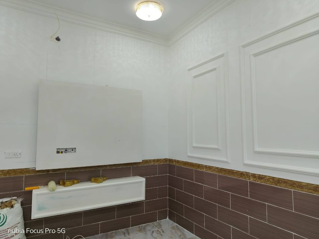 اخوان سلام عليكم يوجود كادر لبخ وصبغ داخل وخارج
توصل عل هذا الهاتف ***********

                (  اسال الله التوفيق الجميع  )
