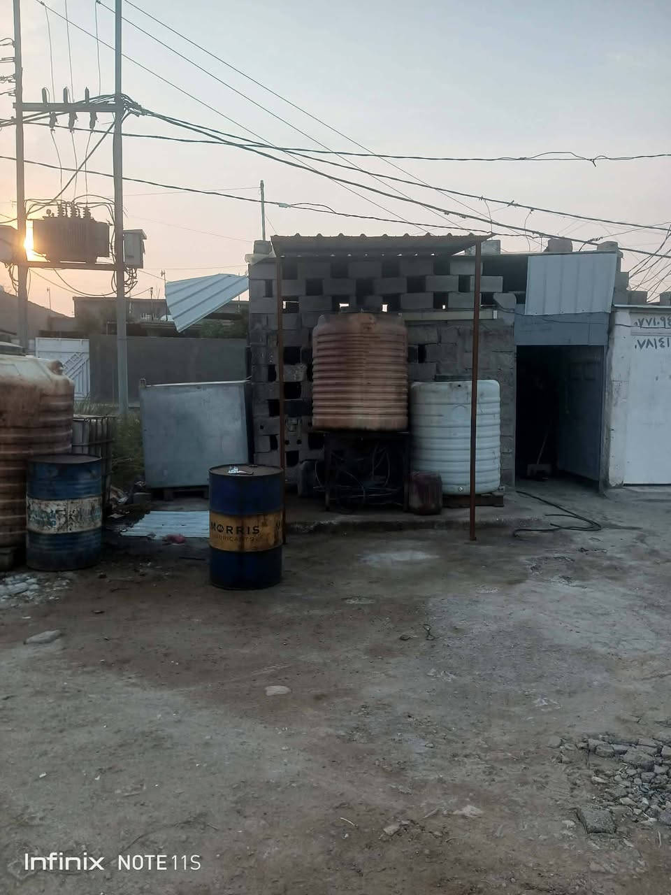 السلام عليكم...
((مولده للبيع ))
الموقع/حواس /حي ام البنين
نوع المحرك/ فالفوd12
راس التوليد/400kv
حصة الكاز/200 وقابلة للزيادة 300 فقط الكشف الجديد 
عدد الامبيرات الحالي 820 امبير 
وعدد الامبيرات في الصيف اكثر من 950 امبير 
ملاحظة/ سبب البيع ..عدم التفرغ بسبب الوظيفه وعمل اخر 
للتواصل
***********
***********
***********/مكلف بالنشر
