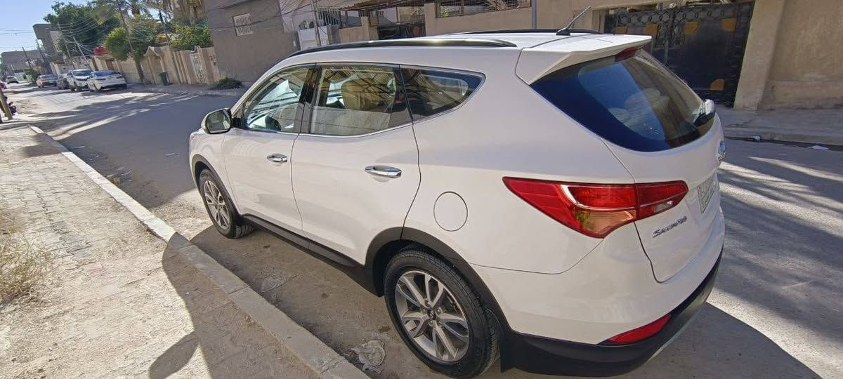 السلام عليكم
سنتافي موديل 2015 خليجي مكفول مكفول فقط شبر بارد بلجنطه موضح بلسونار 

4 سلندر (2400)دوش 

7 راكب كشنات جلد  

موصفات معروفه 

شاشه تاب 

تحكم ستيرن 

تبريد 3 قطع  

كامله السياره ما بيهة نقص حبايه 

للاستفسار ***********

سياره رقم كربلاء باسمي 

 السعر مناسب وقابل للتفاوض 

ملاحضه السياره مكانهة كربلاء
