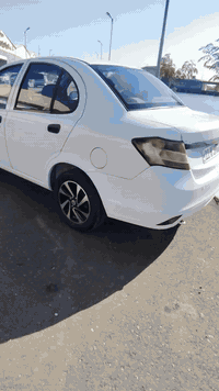 السلام عليكم ساينه موديل 2020 ماشيه 87حقيقي سياره جديده بمعنه الكلمة دوشمه عام شاشه ويل كب بيهه طخات بسيطه بل كشر فقط رقم انكليزي تحويل ثاني يوم السعر 59بيهه مجال بسيط 
بغداد الامين رقمي ***********
