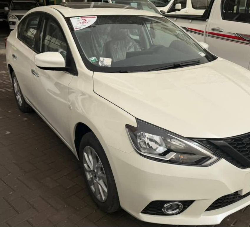 السلام عليكم 
نيسان سنترا 2025 زيرو رقم بغداد ظمان السور ٣ سنوات او ١٠٠ الف كيلو متر .. فتحه سلايت داخل بيجي شاشه كامرا ويل كب شاشة .. بأسمي 
السعر قفل137$ ***********
