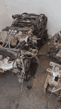 السلام عليكم ورحمه الله وبركاته 
تم بعون وصول وجبه محركات او كيرات مال حاويه شرط الشغل  ولضمان ساحه عدن مقابيل خدمات مرتضى دوج 
ارقام الهواتف *********** او ***********  الارقام بيهه واتساب اليحب ايخابر او يستفسر وتدللون
