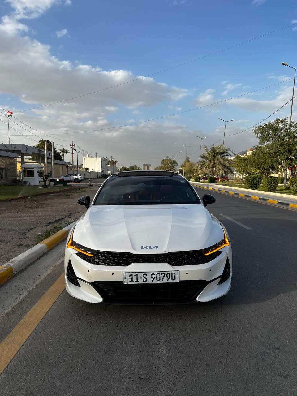 السلام عليكم كي فايف موديل 2024

مواصفات جي تي لاين فوول للاخير

1600 تيربو 

مواصفات 

بانوراما 

بصمه

كشنات تدفئة 

استيرن تدفئة 

شحن هاتف لاسلكي 

قياده ذاتيه ؏ الخطوط السريعه

هاند بريك بصمه

تشغيل عن بعد 

مثبت سرعه 

نضام ABS

مانع انزلاق حساس أطارات 

بك لايت ليد

شاشة

كامره دواره

الاسلكي 

شاشه اعطال

ويل كورم لونين

رادار جانبيه

مراقبة النقطة العمياء

رادار الخطوط البيضاء 

اشاير بالمري 

كشنات جلد احمر

مقعد للسائق قابل للتعديل كهربائياً

لايتات ‏3 عدسات 

نضام قياده أيكو + سبورت +سمارت +نورمال

بلوتوث + aux + usb

فول تحكم ستيرن

كير أوتو + عادي

ئوتو بريك 

‏ ‏الخريطة

ستيرن حرف. Led D +  زينون

توقف ذاتي عند الرجوع

صندوك بصمه

‏AUTO HOLD

تصميم خارجي رياضي

نظام الملاحة

مصابيح خلفية LED

مصابيح ضباب LED

لاسلكي Android Auto 

 ماشيةk38

حادث : بنيد ومبدل نفس اللون  وبارد شبر الجاملغ الايسر   

السعر 182 وبيها مجال لشراي 

الرقم ***********
