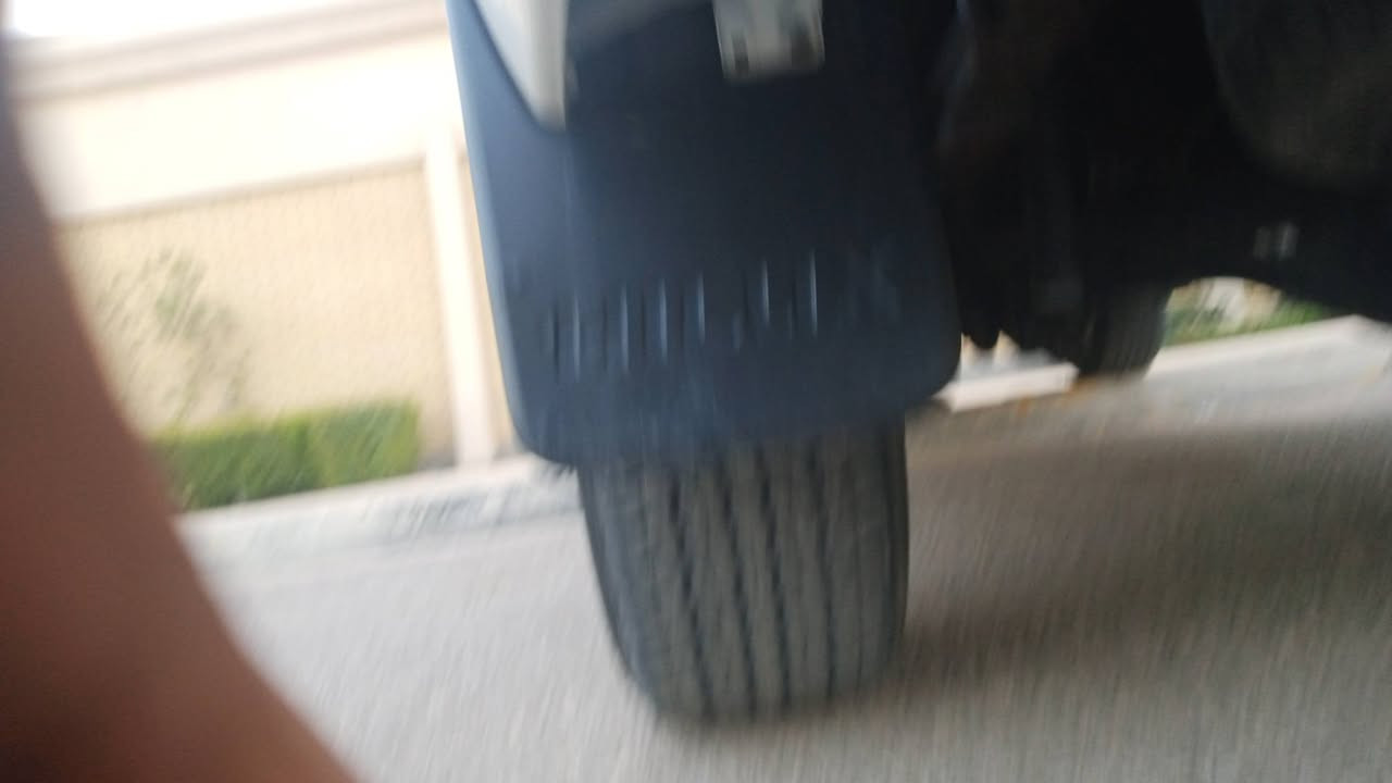 السلام عليكم بيكم فورويل موديل 18 سياره مكفوله كفاله عامه سياره نظيفه كلش مال جناي  سعر 230 وبيها مجال  گير عادي مكان كربلاء حي النضال ***********
