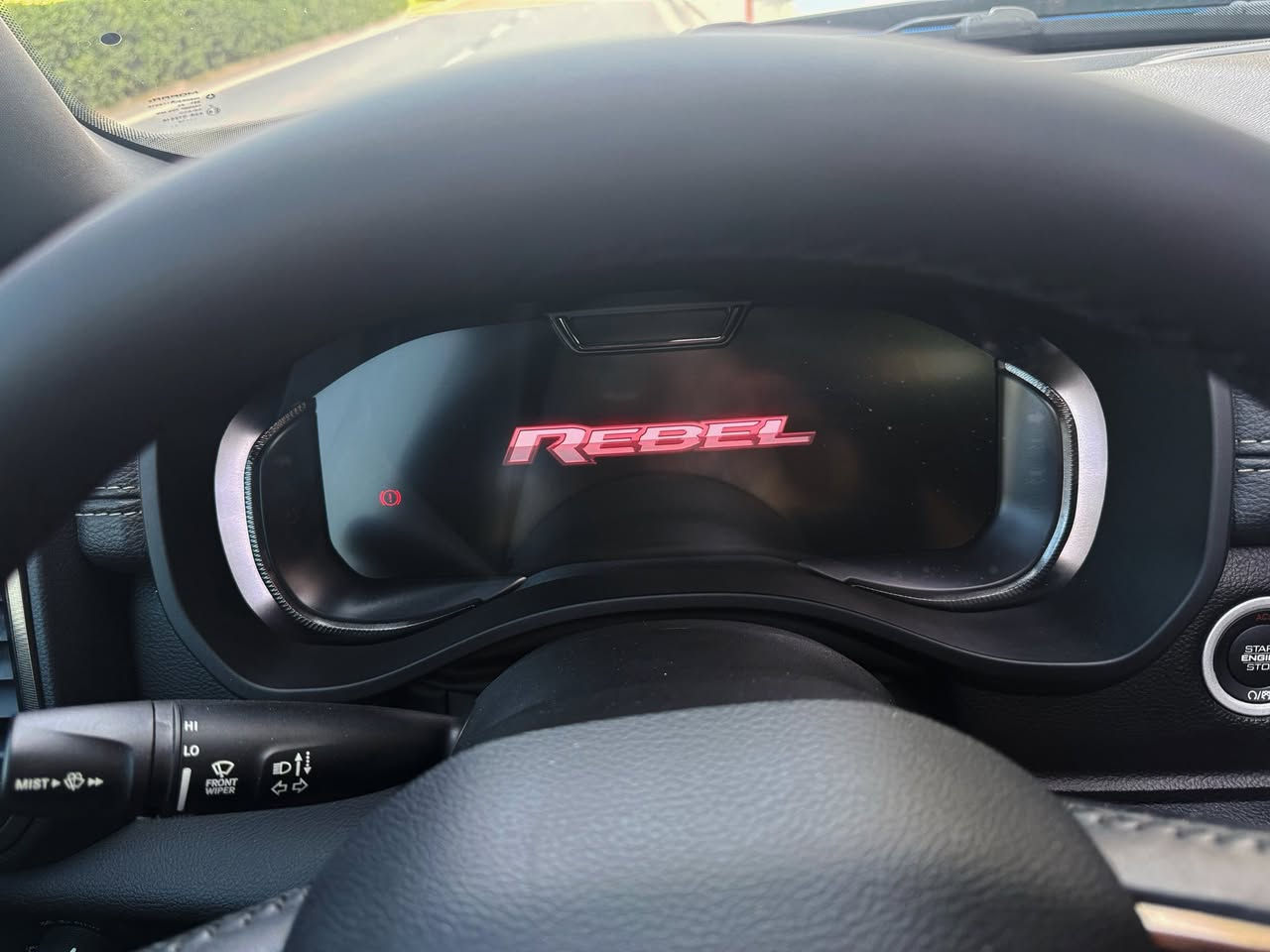 مكلف بالنشر رجاء التواصل مع صاحب السيارة رقمه مرفق 
من رخصة صاحب الكروب والاعضاء الكرام 

رام فئة REEBL 2023 محرك 8 5700 المرغوب سيارة كلين كفالة عامة  من شخط وضرر وصبغ شرط الفحص 

لون مميز السيارة بحري 
ماشيه ٣٨ m 

مواصفات فول // 
بانوراما // فور ويل // شاشة تيسلا تحتوي على الكثير من الاوبشنات  // 
جكات صعود ونزول // داخل جلد // 
كشنات تبريد تدفئة // 
رادارات امامي وجوانب حساسات امامي خلفي 
دبل كزوز 
شغال عن بعد 

حساسات كامل امامي وخلفي رادارات جانبية 

والكثير من المواصفات الاخرى 

ملاحظة / سيارة وضع شركة بلا مبالغة ترايه كأنما صفر 

متوفر فديو للسياره كامل بكافة التفاصيل للسياره الي يحب يشاهده يراسلني عل الواتساب نفس الرقم المرفق
 يوصله وبالخدمة 

مكانه اربيل // سعر 488 ورقه مجال بسيط للشراي 
واتشرف بالجميع 
للتواصل 
***********
