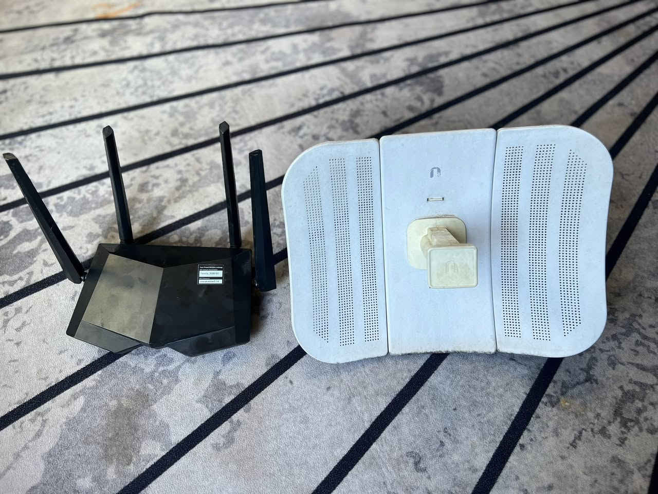 سلام عليكم 
منضومه إنترنت للبيع السعر ٨٠الف 

للتواصل :***********
