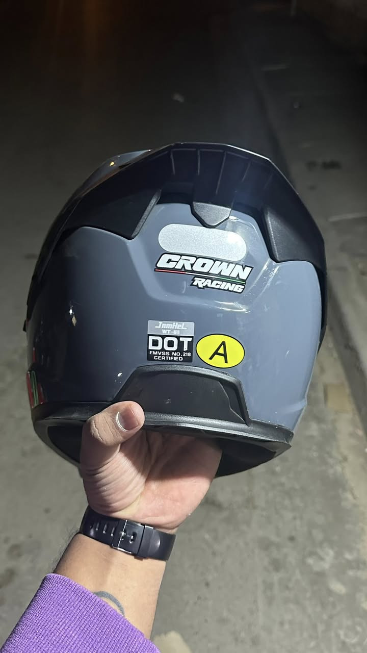 سلام عليكم 

خوذة دراجة نارية من ماركة كراون ريسينج (Crown Racing) مع تصميم كامل للوجه مع حاجب مزدوج

سعر ب 50 امزون اصلي


**إذا كنت صاحب هذا الإعلان وتريد حذفه لأي سبب، رجاءا أرسل رسالة إلى الدعم الفني**