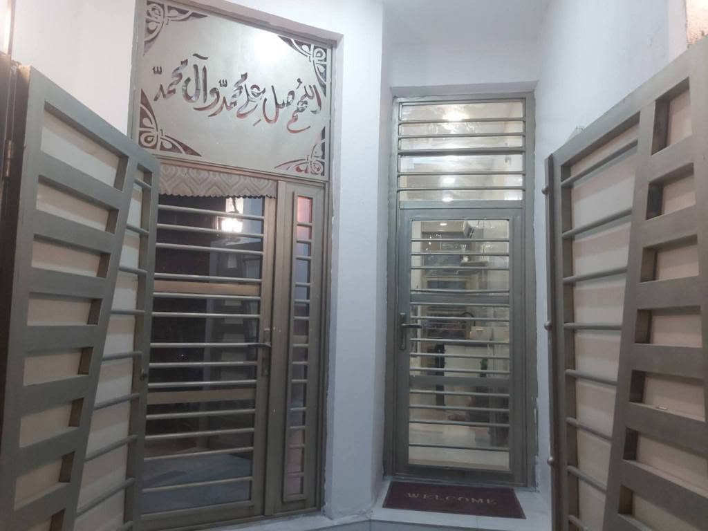 اعلان… .رقم (357)

بيت للبيع مساحه /100متر/بناء درجة أولى رفت ٥٠ سنتمتر.يقع في   حي الفرات المجمع الضباط السكني 
تفاصيل العقار  .
⭐3 غرف نوم🛏️
⭐استقبال 🛋️ 
⭐2صحيات🛁
⭐وبيتونه 6×6ونص 
⭐مطبخ 🫕حار وبارد نظام ايرث للكهرباء مع البيت كاونتر كوارتز طبيعي من شركة ديلوكس في حي الجهاد. 
⭐مجهز بدكتات للمبرده الئ كل البيت 
⭐ثلاثة سبالات واحد 2طن .وعدد 2 طن ونص .
⭐خط مولده وخط أنترنيت.📡
للاستفسار مراسلة الصفحه📬 اوالاتصال علئ الرقم يتوفر وتساب. 
(((***********📞)))
{مكتب الديار للوساطه العقاريه وتعقيب المعاملات وتسهيلها }
((((بأدارة سيد عمار ) بغداد, العراق
