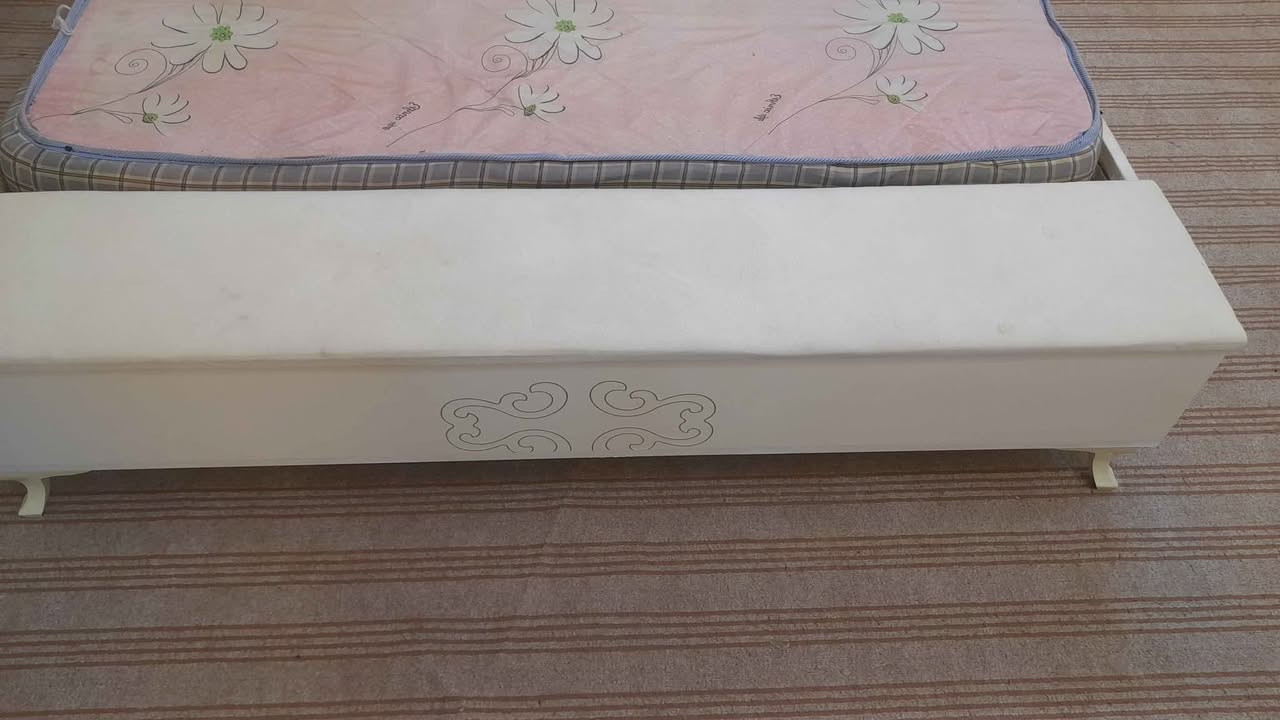 غرفة نوم تركي مستعمل ٨ قطع السعر ٦٠٠ الف قفل 
عنوان بصره زبير
***********وتساب الزبير, البصرة
