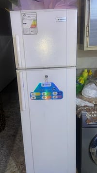 ثلاجة • منزلية