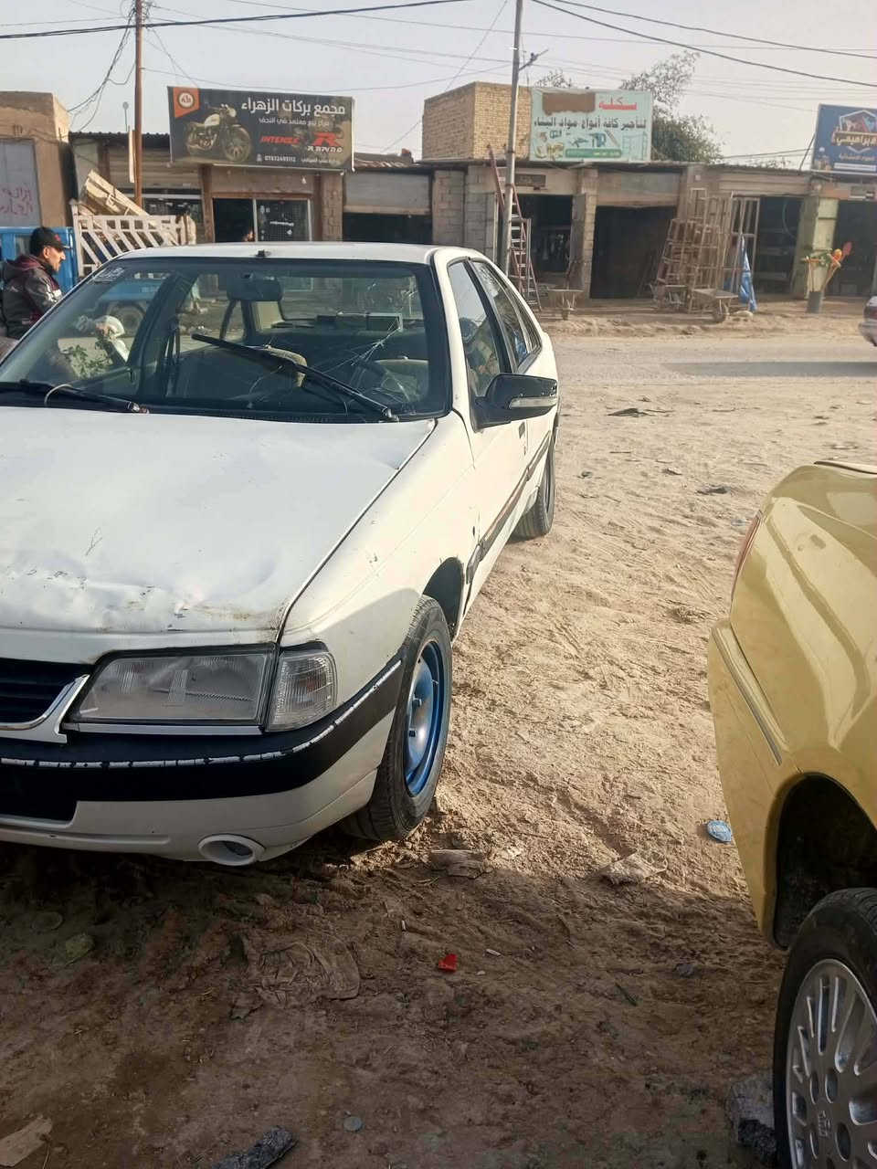 بيجو ٤٠٥ جي ال إكس مديل ١٠ كير ومكينه وحداديه مكفولات مداور ثاني يوم ٢٣ وبيه مجال ***********
