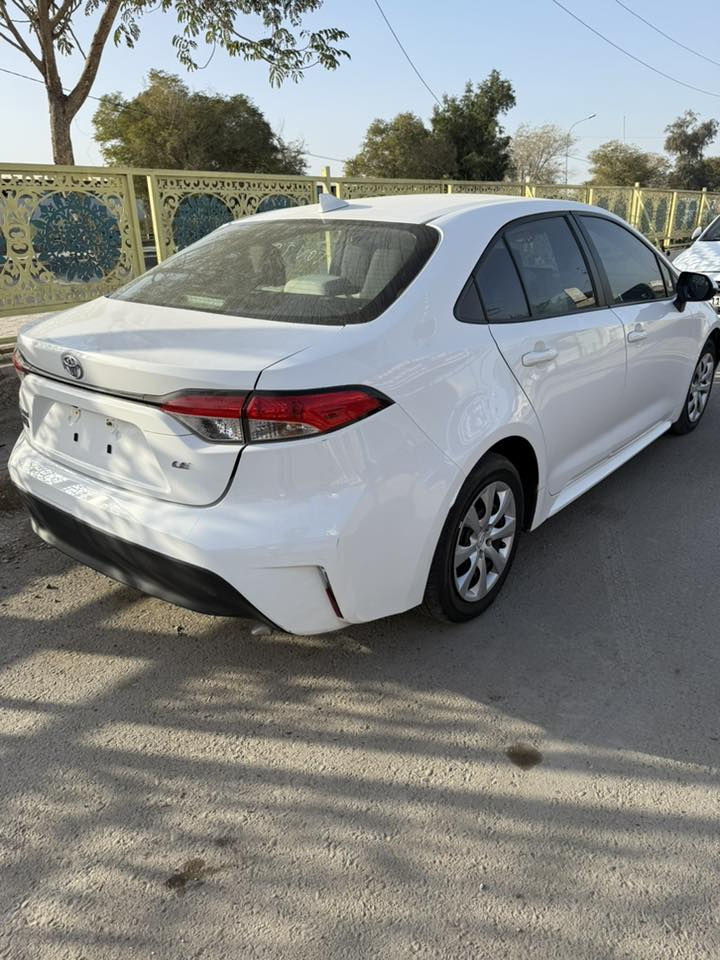 السلام عليكم 
كورلا موديل ٢٠٢٤
دخول جديد على حادثها 
موصفاتها Le
شاشه جبيره 
سيايد بريك بصمه
تحكم جهتين 
السياره ع وضعها 
عارضها ب١٤٨وبيها مجال
***********
