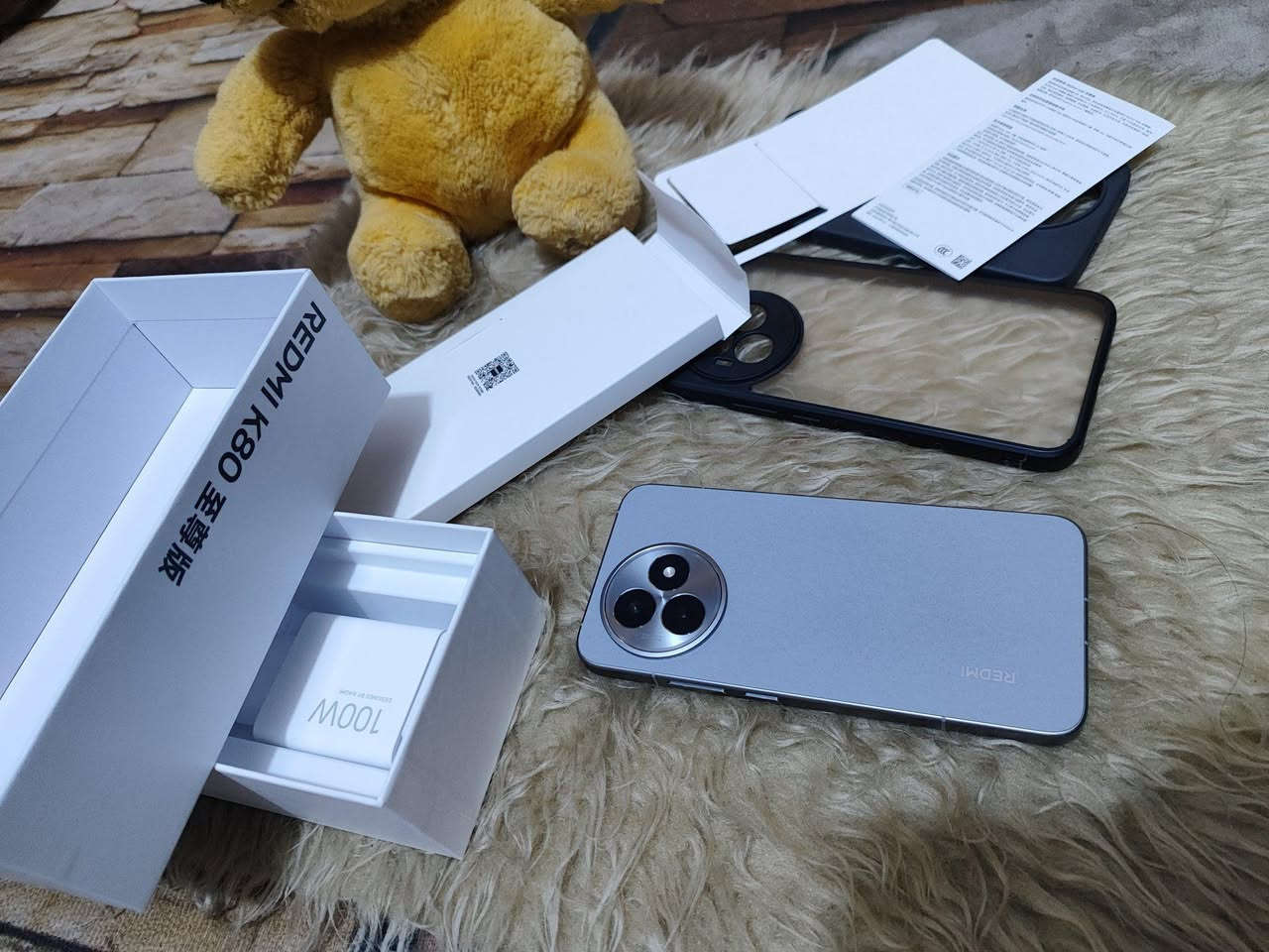 رمضان  كريم اخواني جهاز REDMI K80 Ultra فقط مفتوح من الكارتون اغراضه ممستخدمه اخواني نسخه صينيه بمواصفات جوهريه معالج دايمنستي 9400بلص بطاريه 7410ملم بشحن 100 واط بشاشه 144 هرتز مكبرات صوتيه ستيريو يختلف عن باقي الاجهزه الجهاز كله عربي فقط الاعدادات نص عربي نص نكليزي يدعم تسجيل المكالمات ذاكره 512_16+16 واخر تحديث اندرويد 16 اخواني الشحن يدون بحدود ٢٠ ساعه استخدام متواصل كل هاي التفاصيل كدامك اخي للبيع بسعر 500الف وبي مجال جدا بسيط او المراوس مكاني بغداد مدينه الصدر توصيل ماعندي للستفسار خاص او ساب *********** بغداد, العراق
