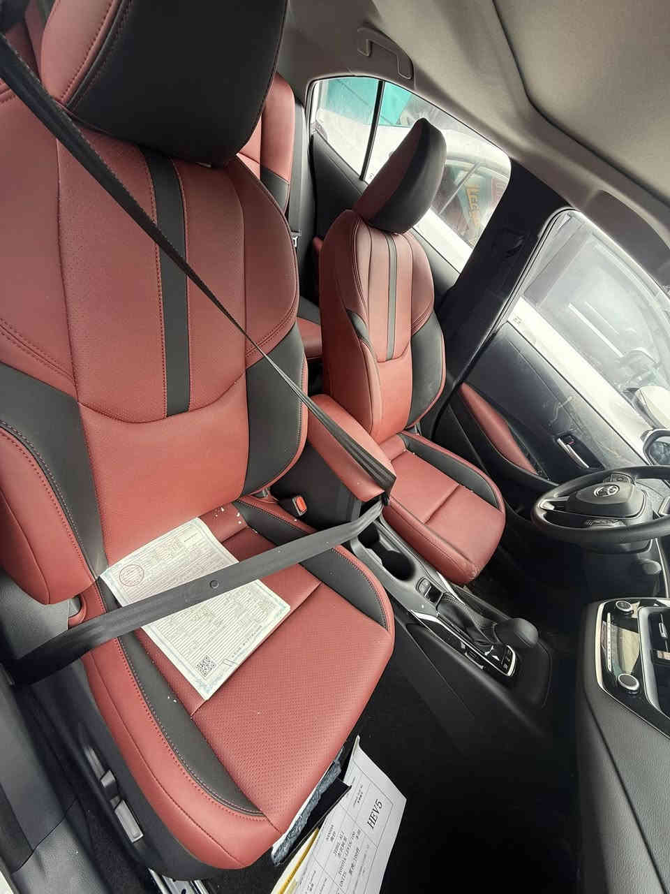 عروض نهايه السنه 🔥 
توفرت الكورلا الهايبرد الشكل الامريكي داخل شركه عباس الفواز لتجاره السيارات 
موديل ٢٠٢٥.  كراسي جلد احمر دبل كرسي كهرباء 
دبل رادار قياده ذاتيه اشاره جانبيه لد نهاري فول زنون هند بريك كهرباء فول شاشه ابل كار بلي الحجم الكبير حجم المحرك 1800cc 
اسعار محفظه 
عنوان الشركه حله شارع ٨٠ 
***********
***********
***********
