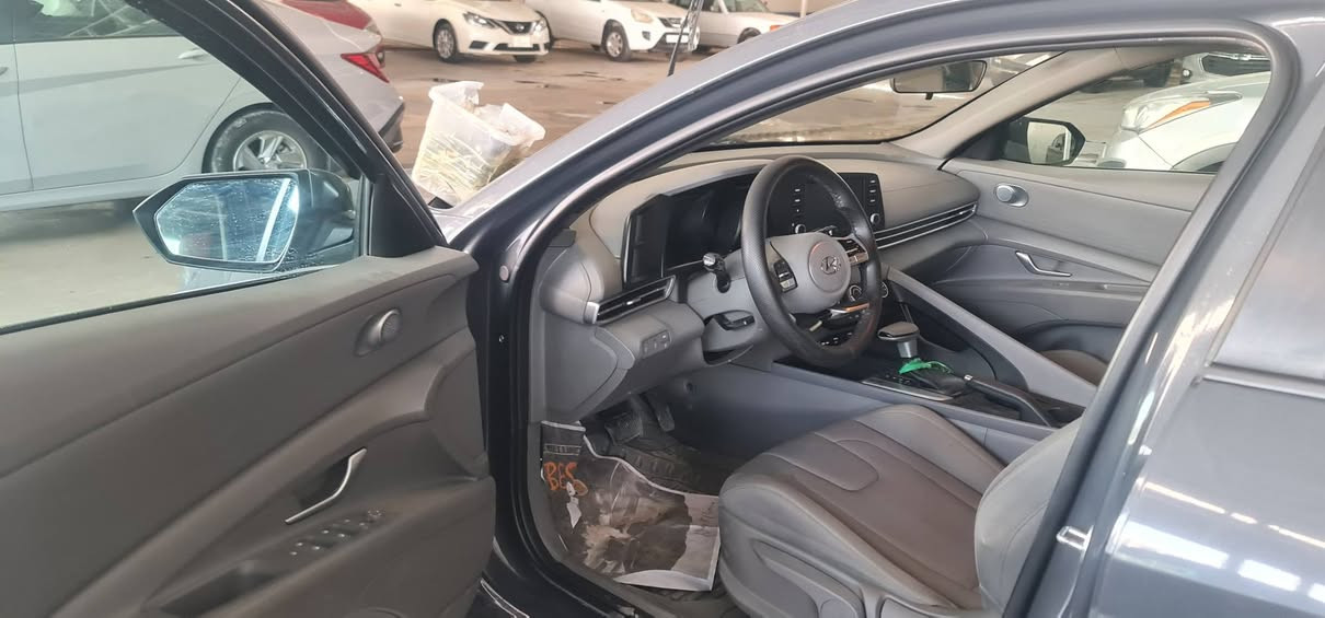 الالنترا ٢٠٢٣
رقم واسط
ماشيه ١٦الف 
سياره جاهزه 
مكانه بالكوت 
اكثر تفاصيل اتصل 
***********
