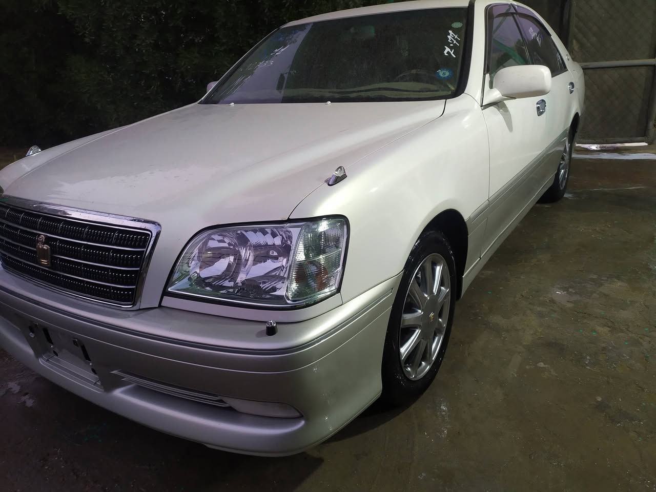 السلام عليكم (وينه اليدور جديد) وما ماشيه بالعراق ودخول جديد وحاويه شرط ومكفوله كفاله عامه من كلشي
موديل 2003 خظراويه 
فتحه 
دكمتين 
كرستال اصل 
4 كشنات كهرباء 
اريل امامي اصل
ويل نجمه نفطي شرط زيرو اصل تايرات يابانيه 
داخل مخمل عسلي 
السياره بيه موعد مراجعه بمرور بابل يوم 3/26 اروح وياك وين تريد للتسجيل مكان السياره بالحله السعر ب105 اخوان اليعرف قيمة الجديد بخدمتة والمايعرف قيمة الجديد مو النظيف خلي يعبر المنشور للاستفسار الاتصال بالرقم ***********
