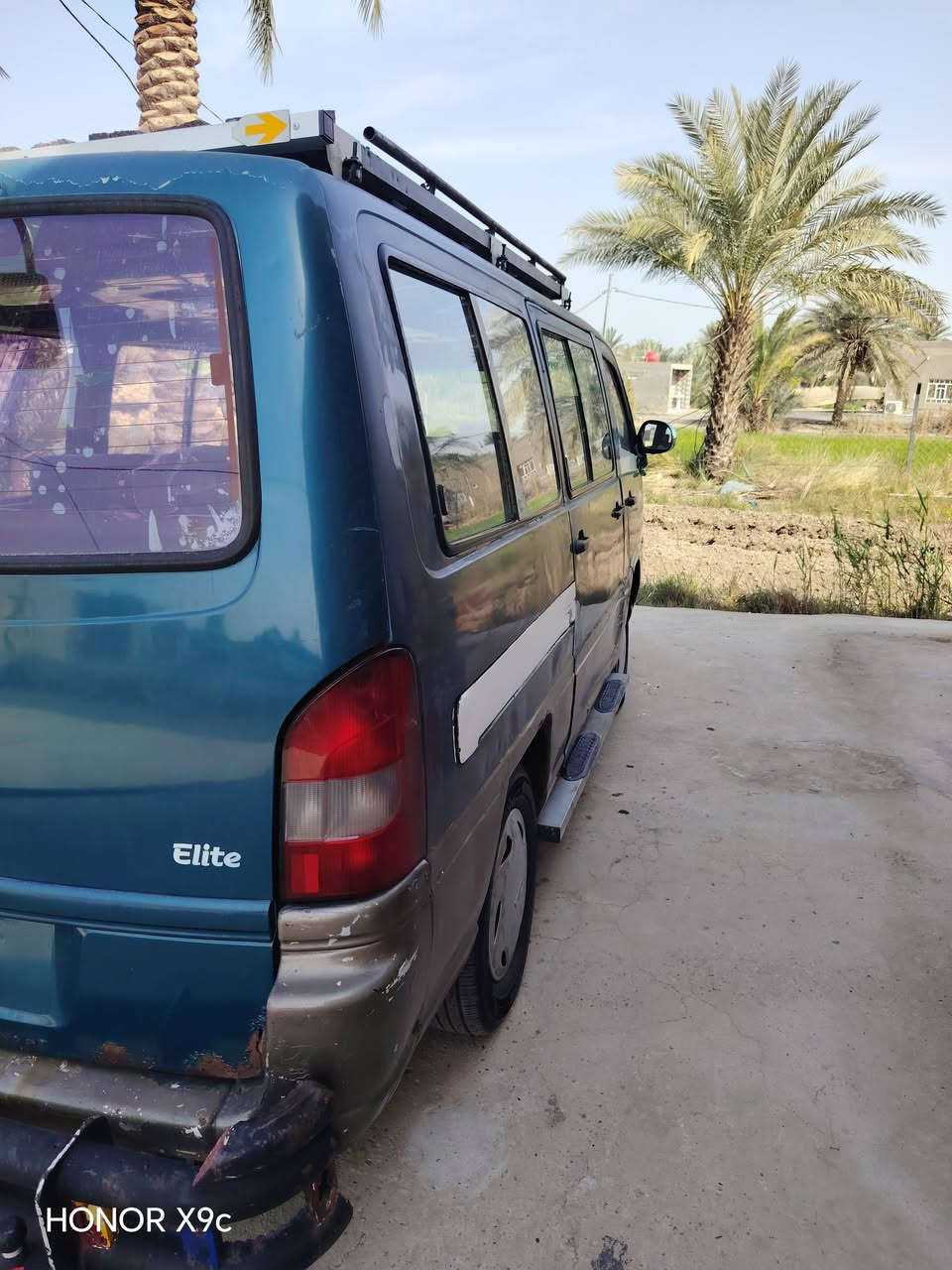 السلام عليكم سيارة ستانا موديل ٩٧
سنوية ل2027 مكينه وكير وحداديه وتخم تايرات وغرفه خير من الله سياره  مال جناي سيارة جاهزه للشغل عنوان الديوانية قضاء السنية السعر38وبيهة مجال
للاتصال ***********
