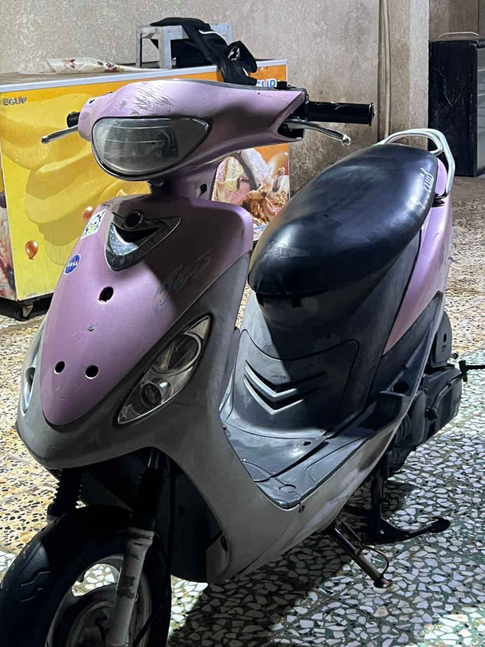 ماكس قجمه للبيع 750 الدراجه بلاديه ما مفتوحه شرط الشلعه و المعدل مكاني الصالحيه غراضها كامله و كلشي شغال رقمي ***********
