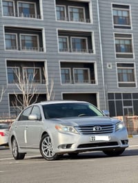 افالون • ٢٠١١ • محرك V8