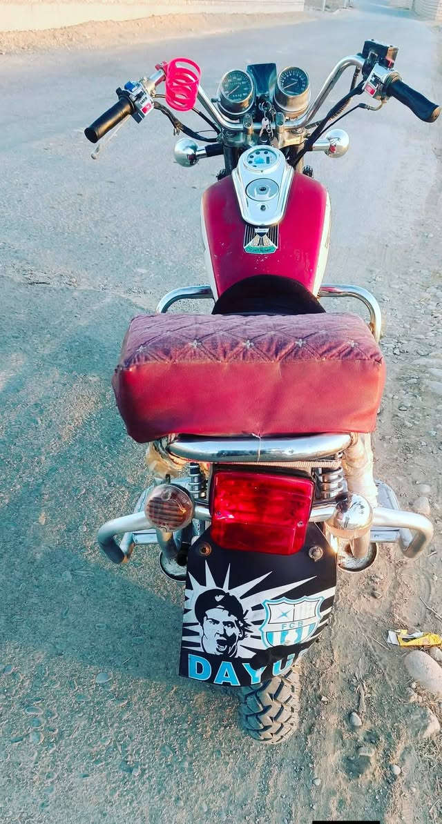 سلام عليكم موطور لبيع جني دبل بلك موطور كلو شغال لايت عالي ناصي بك لايت شاير اربع جيهات محرك مفتوح بس الفوك موطور جاهز موديل 16 السعر 350 وبي مجال ***********اتصل وتدلل
