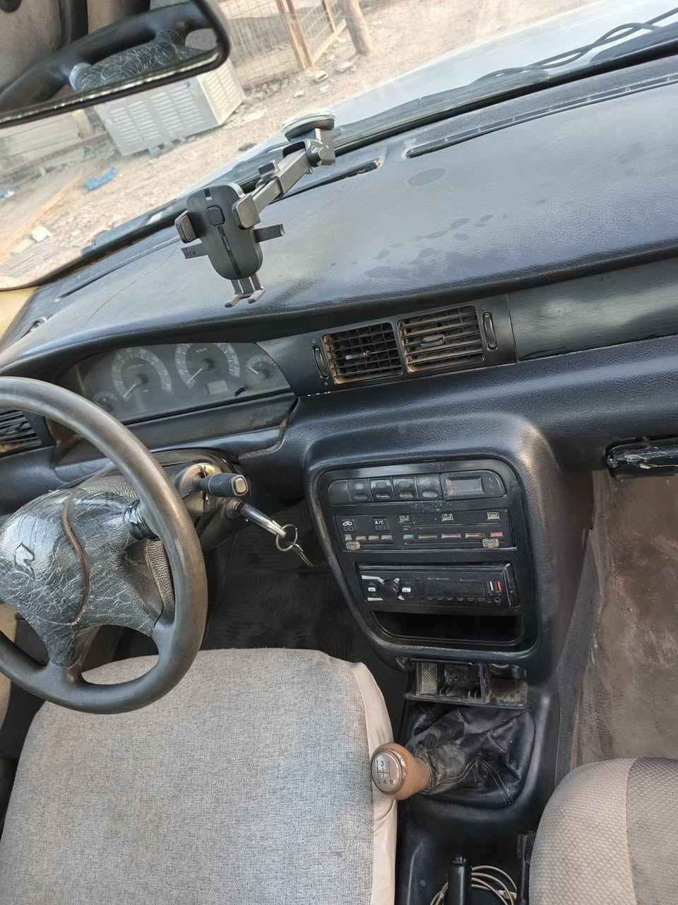 سمند للبيع موديل ٢٠٠٩رقم بغداد تحويل ثاني يوم ريده ٢٥ وبيه مجال رقم***********
