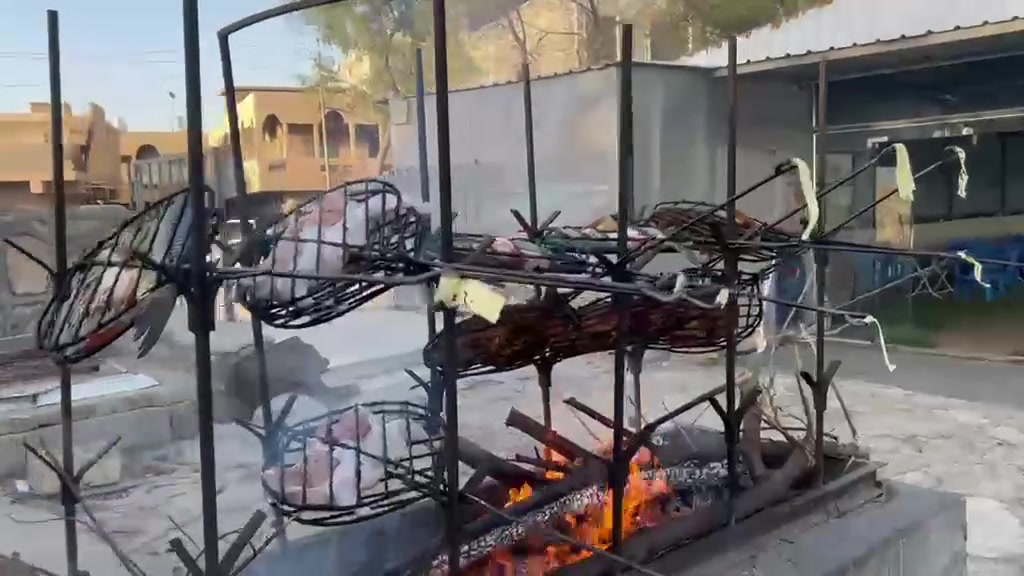 يقدم لكم اسماك ومشويات كوخ دجلة 
الذ اطباق دجاج والأسماك
دجاج مشوي على الفحم 
سمك مسكوف 
اجنحه مشوي على الفحم بالصلصه الخاصه 
يوجد لدينا صاله مطله على ضفاف نهر دجله 
العنوان العزيزية كورنيش نهر دجله 
قرب البنزين خانه الداخليه
متواجدين من ٨صباحا إلى ١ليلا
ارقام الحجز
***********
***********
