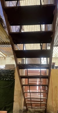 درج للبيع مستعمل  والمحجر مالته موجود  المكان بغداد الحرية  0771553515...