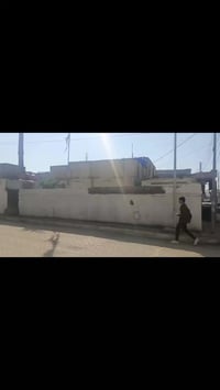 مقابل مدرسة القاهرة • عقار تجاري • ٣٠٠م