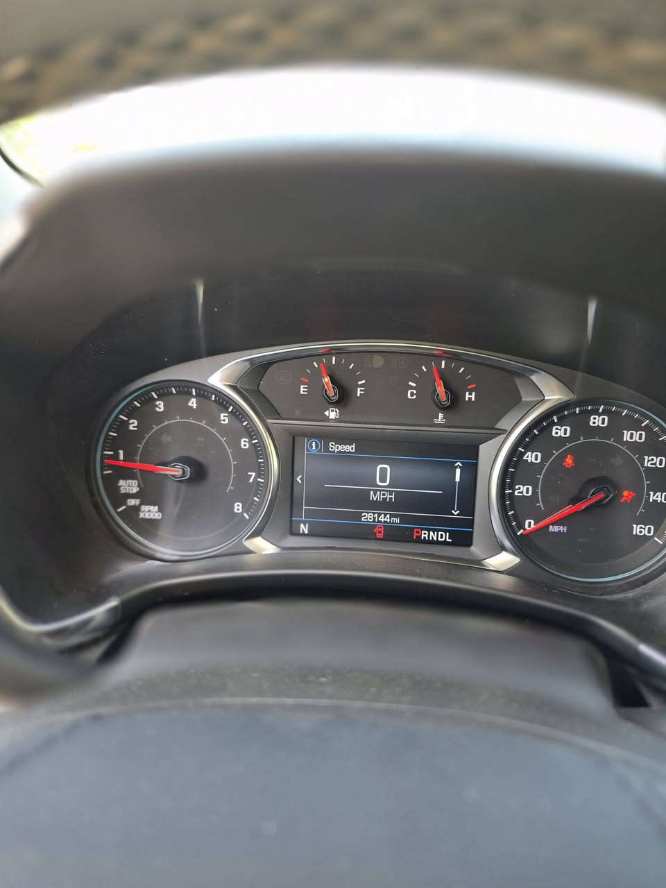 السلام عليكم ..للبيع كونيكس موديل ٢٤تبديل البنيد فقط الباقي كفالة سيارة جديدة ماشية ٢٨الالف ميل سيارة حرة تسجل اي محافظة عدا محافظات الإقليم مواصفاتها LT ..لون اسود 
تحكم استيرن كامل
شاشه اعطال 
كروز سرعة 
تحديد مسار 
مانع تصادم
وضعيات قيادة 
تدفئة با الكشنات 
مقاعد كهربائية 
الباب الخلفي كهربائي 
حساس امامي 
كاميرا دوارة خلفية 
شاشة كال بلاي 
السعر١٧٠ وبيها مجال للطيبين 
اللاستفسار ***********
