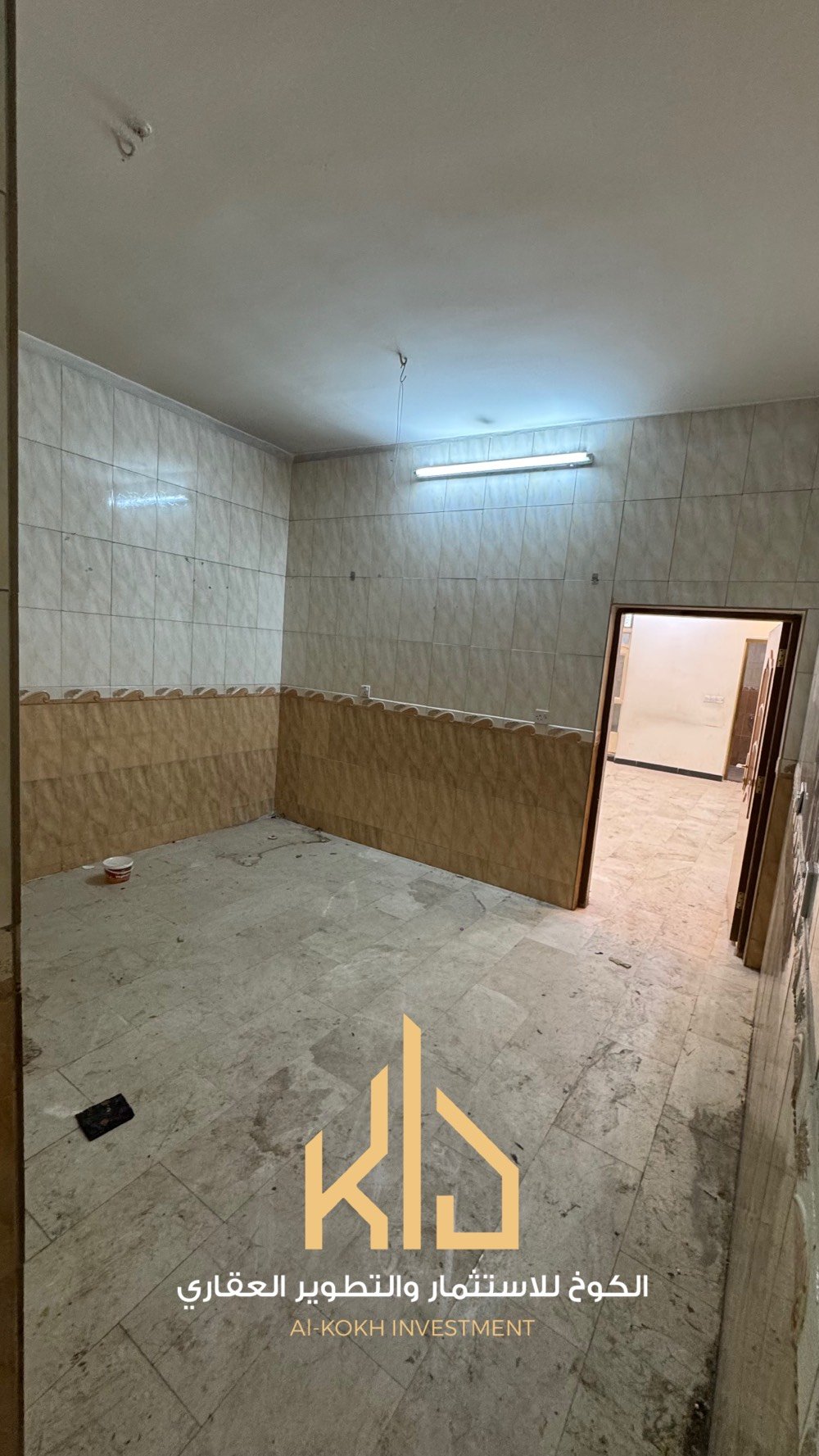 � بيت للإيجار – السيدية 

 • المساحة: 100 م²
 • عدد الطوابق: 3 طوابق 
 • التفاصيل:�
 ◦ 4 غرف نوم (سويتات) 
 ◦ صالة
 ◦ مطبخ
 ◦ خدمات صحية عدد 3
 • 
 • الاستخدام: سكني فقط
 • الموقع: السيدية – خلف شارع المركز
 • سعر الإيجار: مليون دينار عراقي

📞 للاستفسار: ***********
🏢 الكوخ للتطوير العقاري