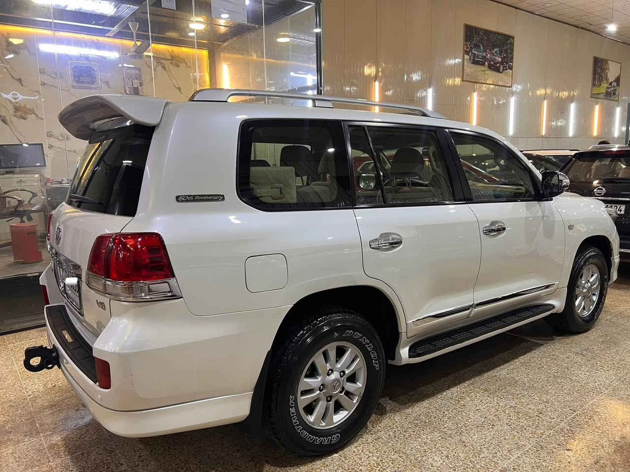 لاندكروزر GXR شريكه ساز 2011 V8 ستينى 
مكفوله كفاله عام لا سبخ لا بارد لا فتح
كير محرك لا فتح شرط مكان اربيل ماشيه 117km
بيد واحد لل زيرو السعر378$ مجال
***********
