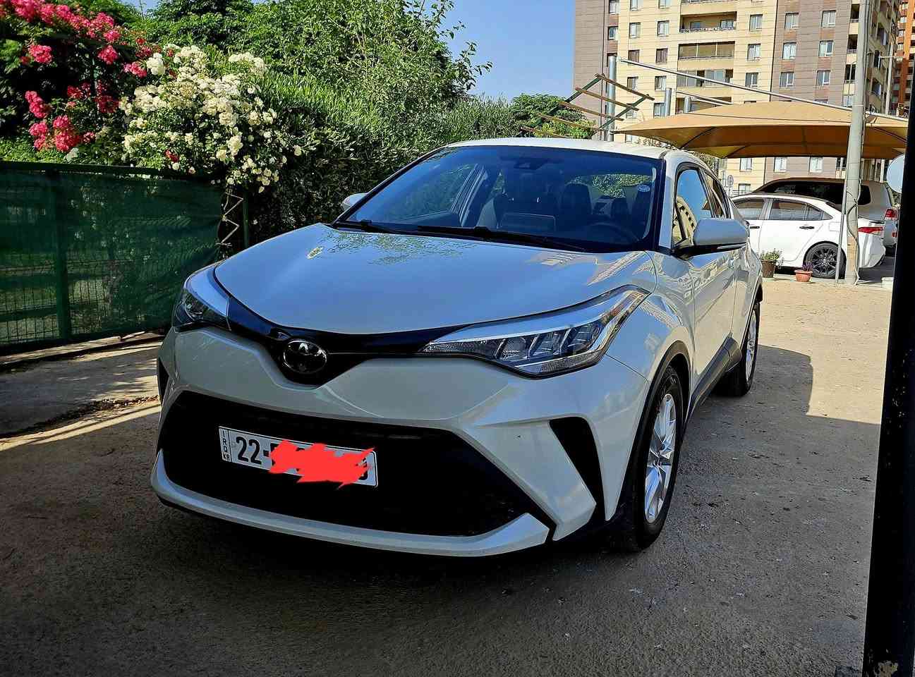 السلام عليكم .. تويوتا CHR ٢٠٢٠ وارد امريكي حجم مكينة 2.0 بنزين فقط مو هايبرد مواصفات XLE جديدة لوك بدون صبغ بدون ايرباك بدون دواخل ماشية ٥٩ الف تخم تاير دنلوب ياباني جديد مابيها مصرف دينار واحد كلشي بشرط رقم اربيل بأسمي ومكاني بأربيل السعر ١٦٥ 
***********

