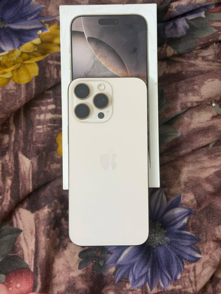 آيفون ١٦ برو ماكس ذاكره ٢٥
جهاز نضيف كلش بطاريه ١٠٠ مشحون ١٣٠ شرق اوسط

السعر ١٥٠٠

الي يريد يعلق واني أراسله وهذا رقمي ***********
