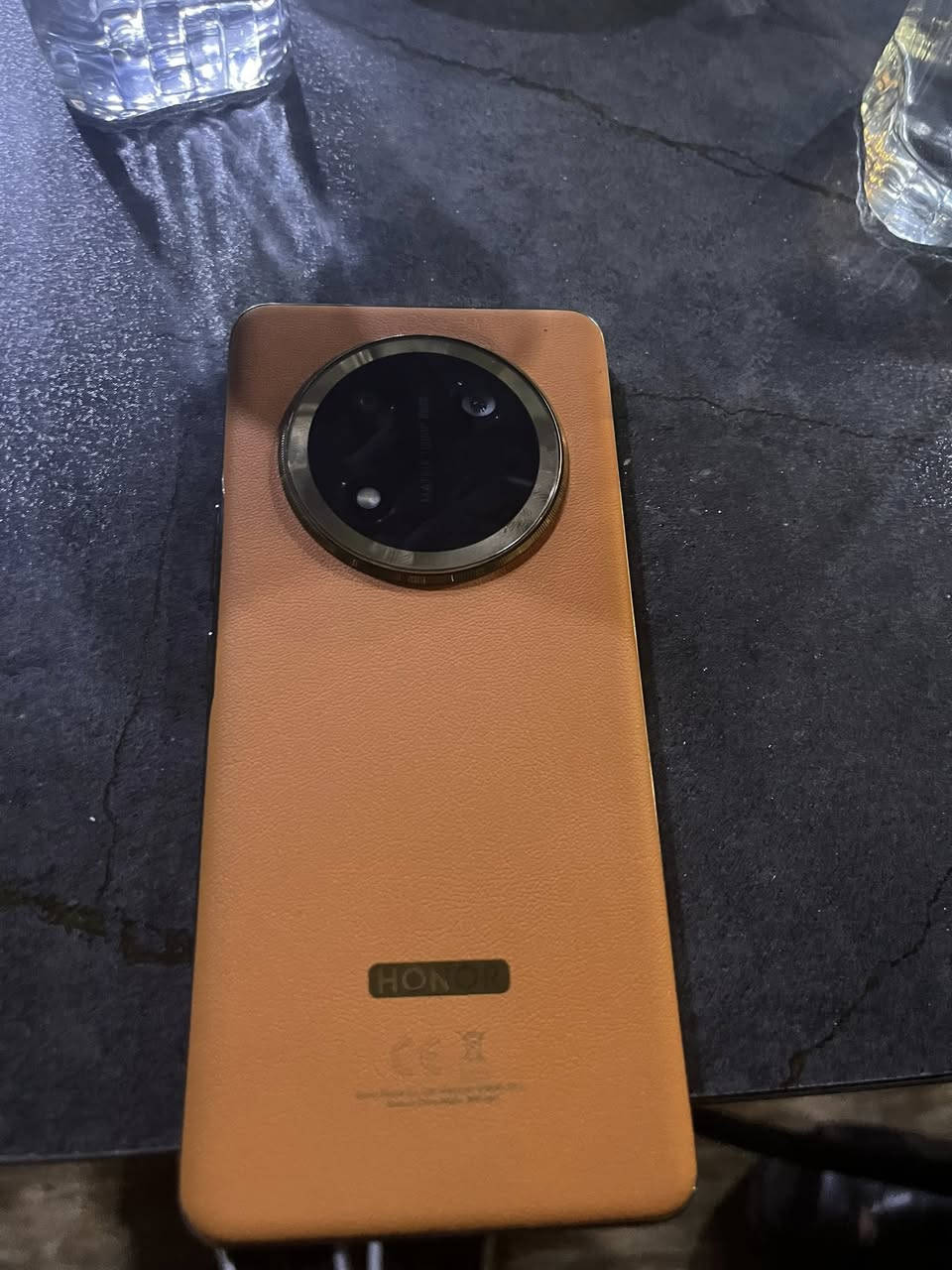 تلفون للبيع هونر اكس 9c السعر ٣٠٠ وبي مجال مستعجل عله بيعته للتواصل ***********

