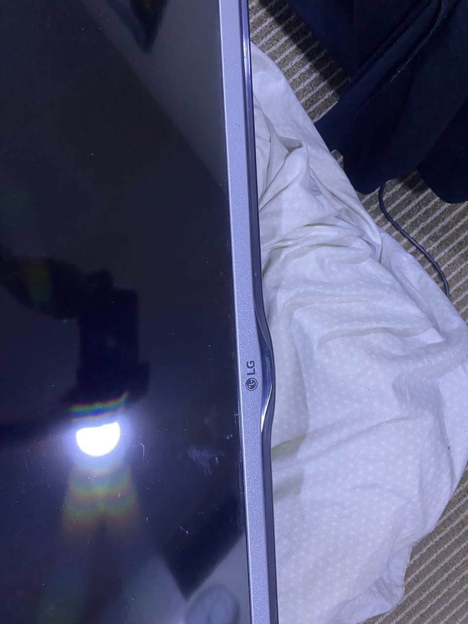 شاشه للبيع جديده. ب200وبيها مجال


**إذا كنت صاحب هذا الإعلان وتريد حذفه لأي سبب، رجاءا أرسل رسالة إلى الدعم الفني**