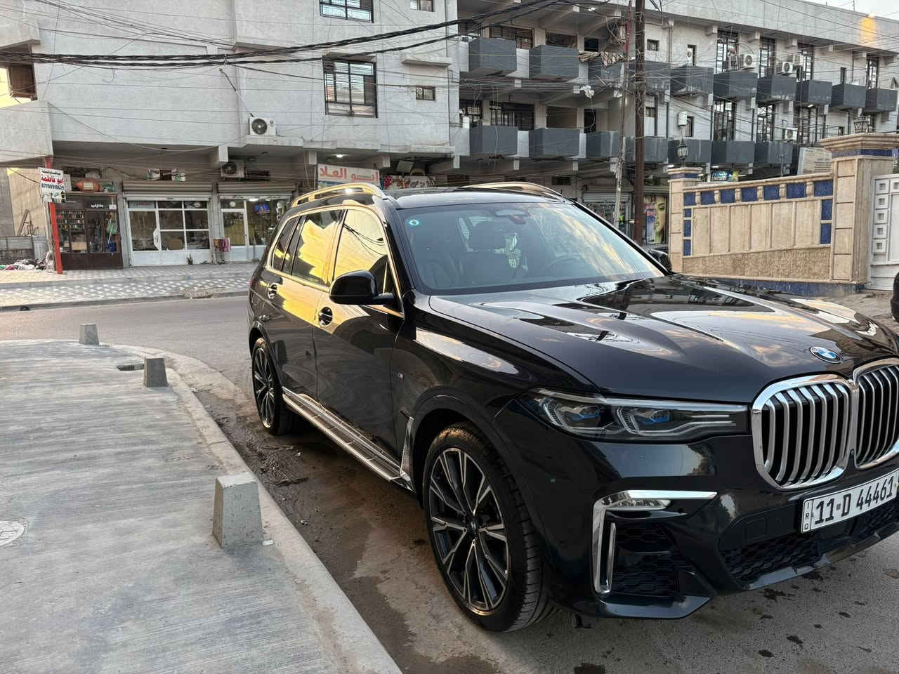 BMW-X7
2020
 السلام عليكم 
bmw x7 ..G07 2020 
خليجية وكالة العروش مكفولة من الصبغ و الحادث بيها بس طخه بسيطه بشباك الدعاميه موضح بالصور ماشيه 95 الف كيلو .. فوول مواصفات السياره اعلى شي بالخليجي
سيرفسها كامل و السياره كلها بلاديه و عالفحص نقص فقط طوافة البانزين عاطله
للاستفسار الاتصال على الرقم 
***********.           السعر 460 ورقه
