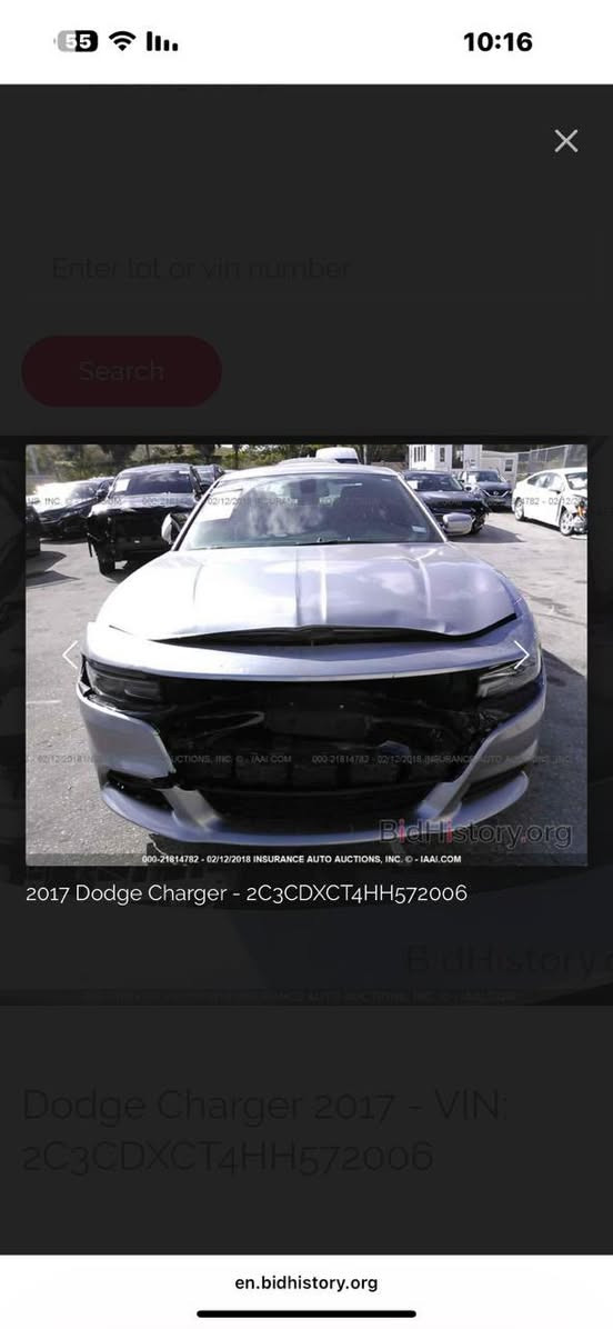 السلام عليكم للبيع او مراوس حسب الرغبة جارجر Rt 5700 2017ستوك وارد كندي رقم بغداد الجديد حادثه كما موضح بل صور شبجه ليم لايت ولبنيد مخرب فقط بدون ايرباك بدون دواخل السيارة جاهزة من كلشي وجديدة عليه ويل نجمه خسفه قويه وتخم تاير جديد لخلفي اعرض من لمامي وكزوزهة بلادي دبات سود صوت يخبل بدون ازعاج وبقية الموصفات معروفه ب199$ وبيه مجال  قليل السيارة جديدة للأستفسار اتصال على رقم ***********
