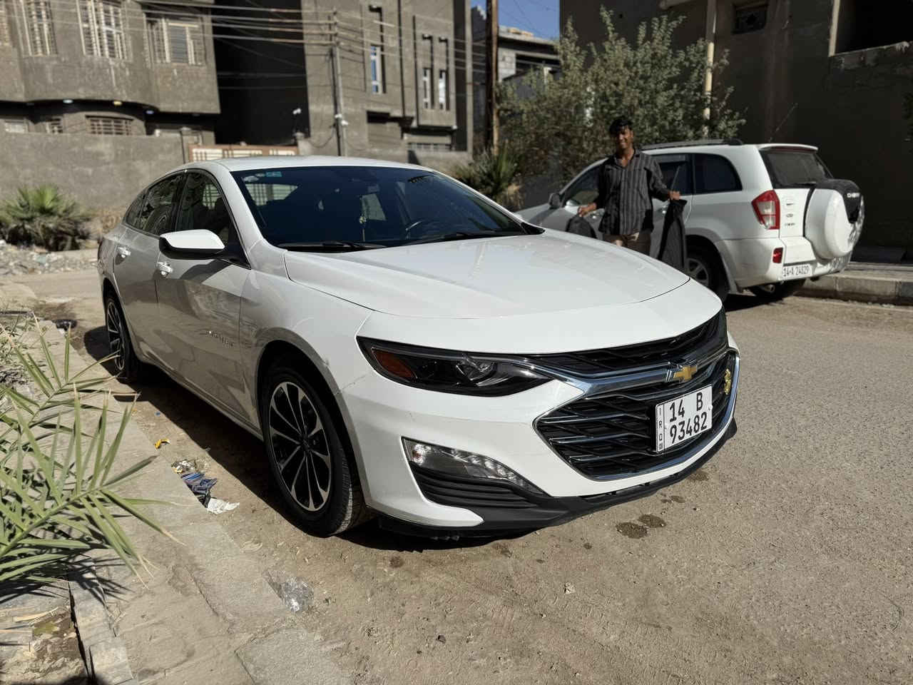 ماليبو 2023 lt فول ماعده الفتحه مرقم وجاهز بسمي وارد امريكي حادث خلفي بسيط سياره جديده كلش قبل 6 اشهر داخله من الميناء جاهزه للاخير بيع فقط 
للاستفسار ***********
